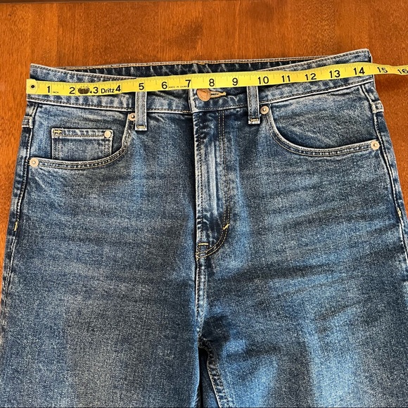 H&M | Blue high rise straight leg trending fall winter classic jean - Picture 9 of 15